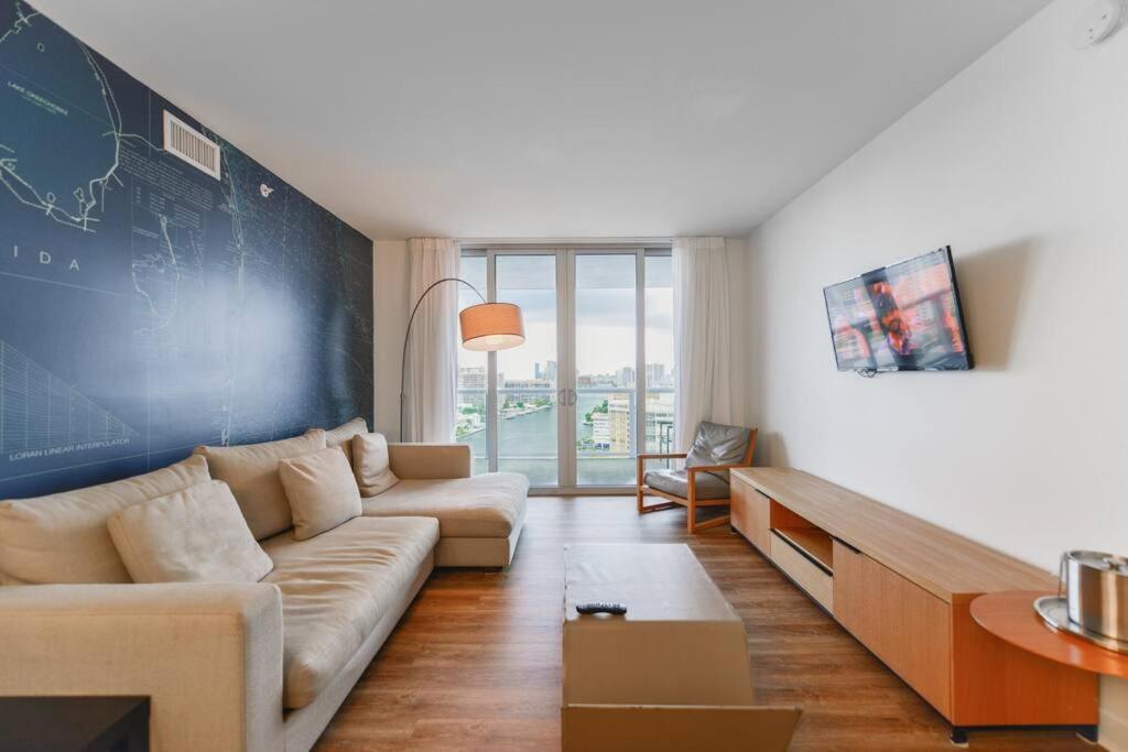 Cozy 1Br Condo Beachwalk Resort Hallandale Beach Exterior foto