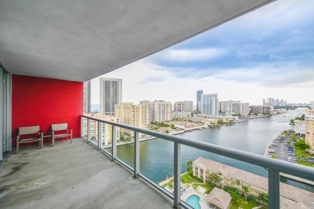 Cozy 1Br Condo Beachwalk Resort Hallandale Beach Exterior foto